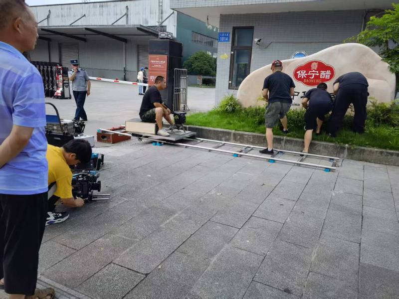 乌兰浩特市广告片拍摄公司核心优势：全流程服务，让品牌广告片省心更出彩